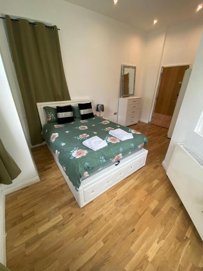 Apartment 005- Frampton St 2 Bedrooms *