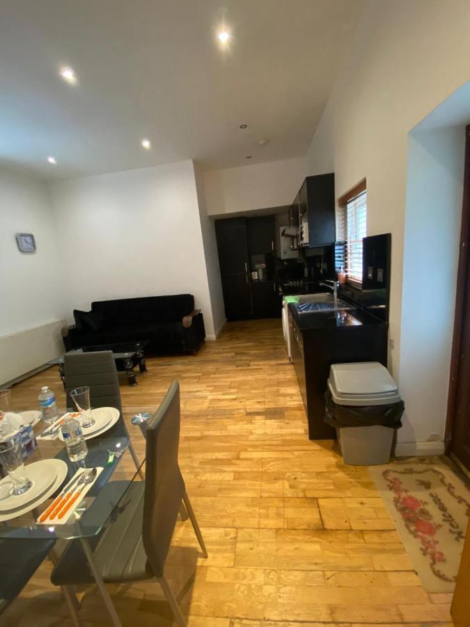 005- Frampton St 2 Bedrooms London