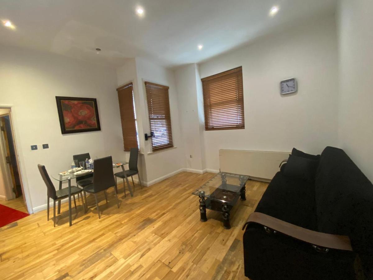005- Frampton St 2 Bedrooms London