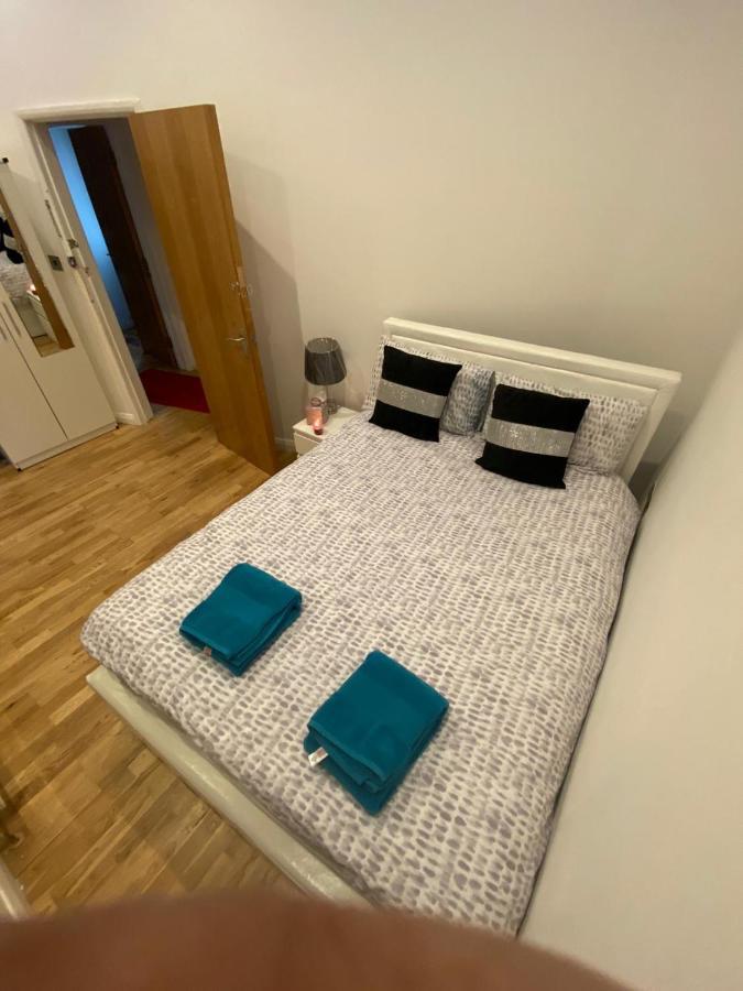 Apartment 005- Frampton St 2 Bedrooms *