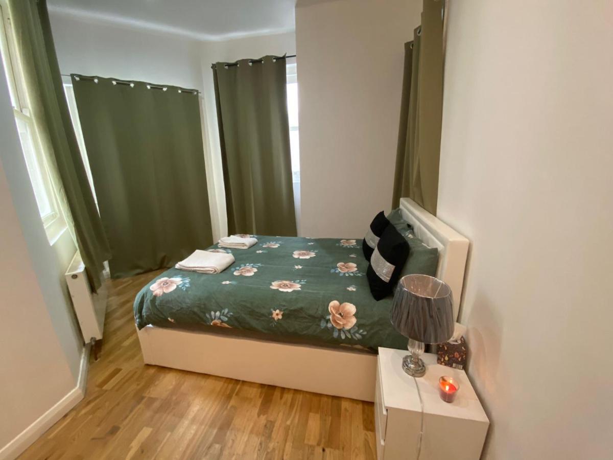 Apartment 005- Frampton St 2 Bedrooms London