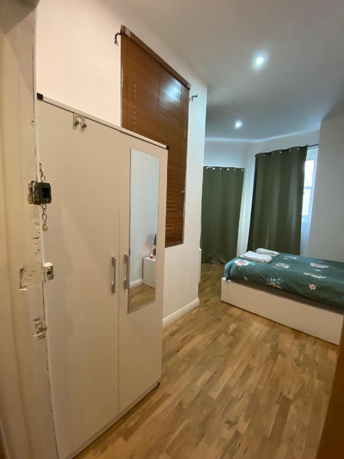 005- Frampton St 2 Bedrooms *