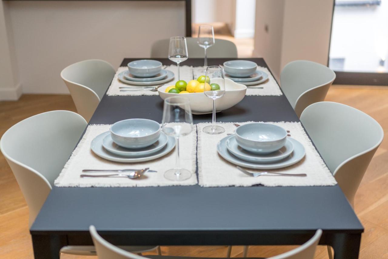 Joivy Stylish 3 Bed, 3 Bath House With Private Courtyard In Chelsea Vakantiehuis Londen
