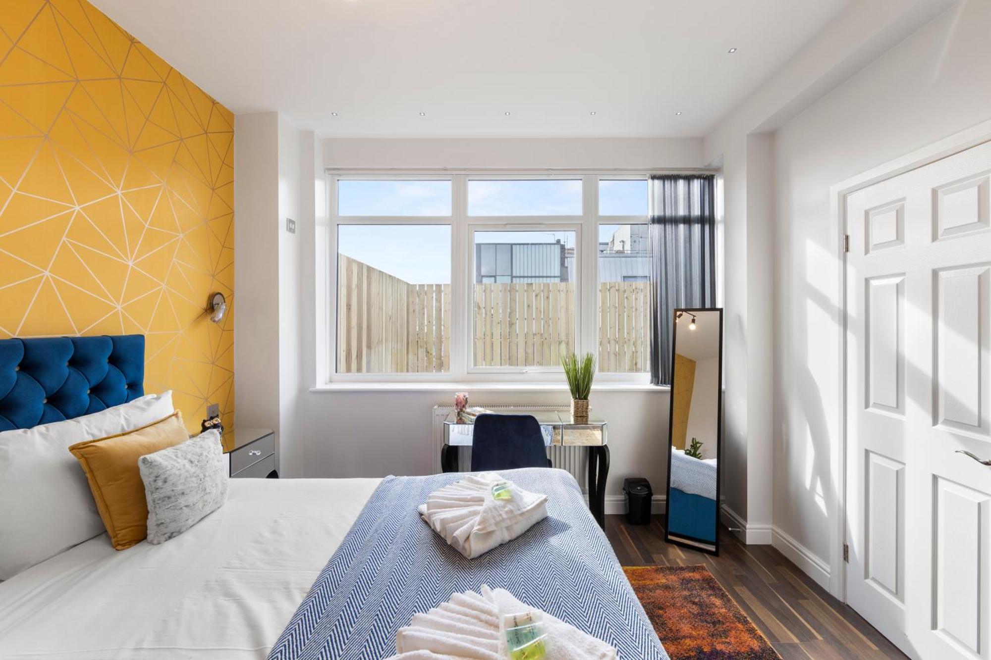 Apartment Central Located In City Of - Farringdon Station