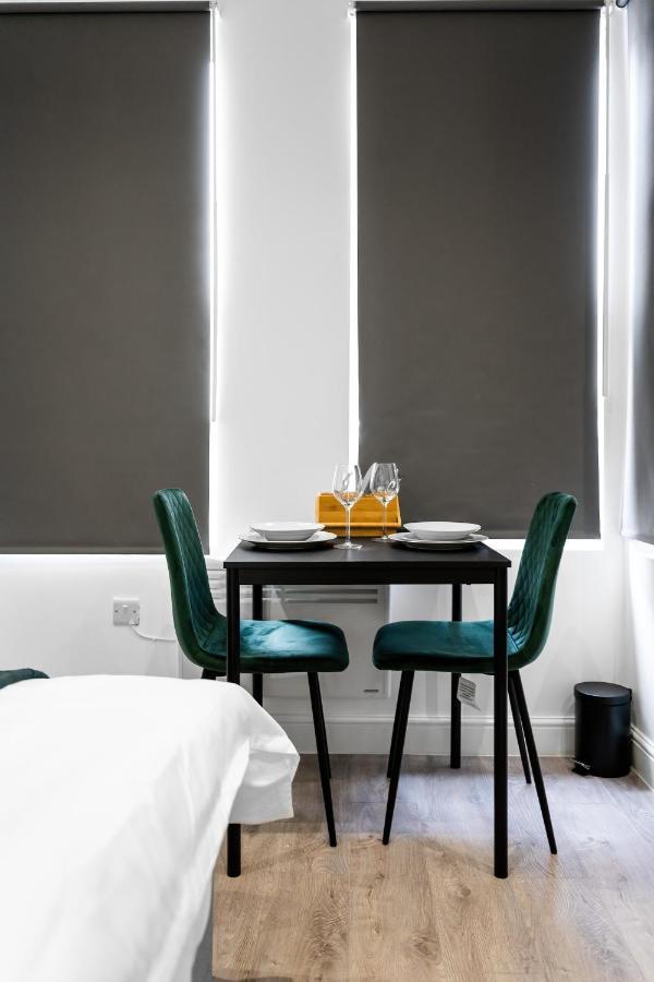 Modern Studio In Wembley