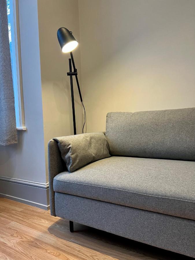 Lovely 2-bedroom Victorian Flats Apartamento