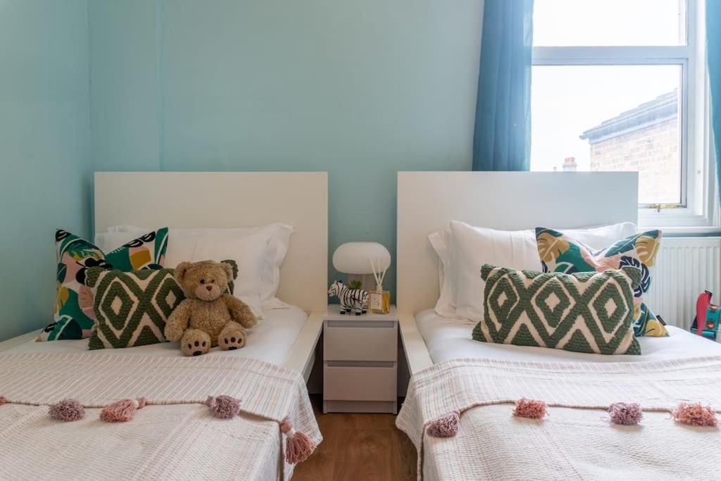 Dahomey - Streatham -