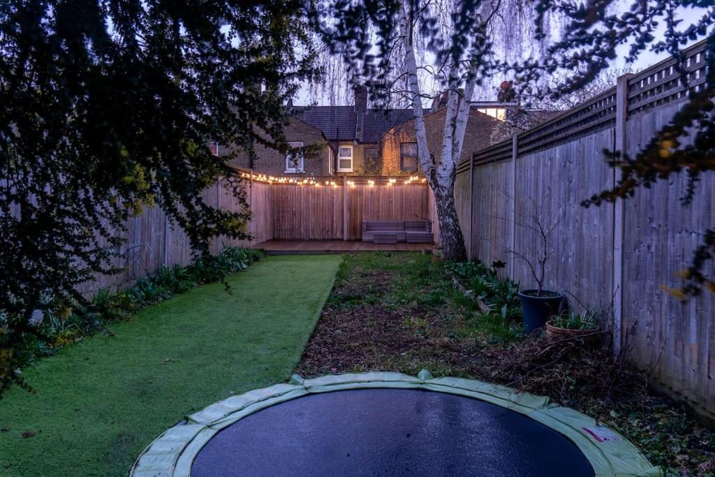 Dahomey - Streatham - London