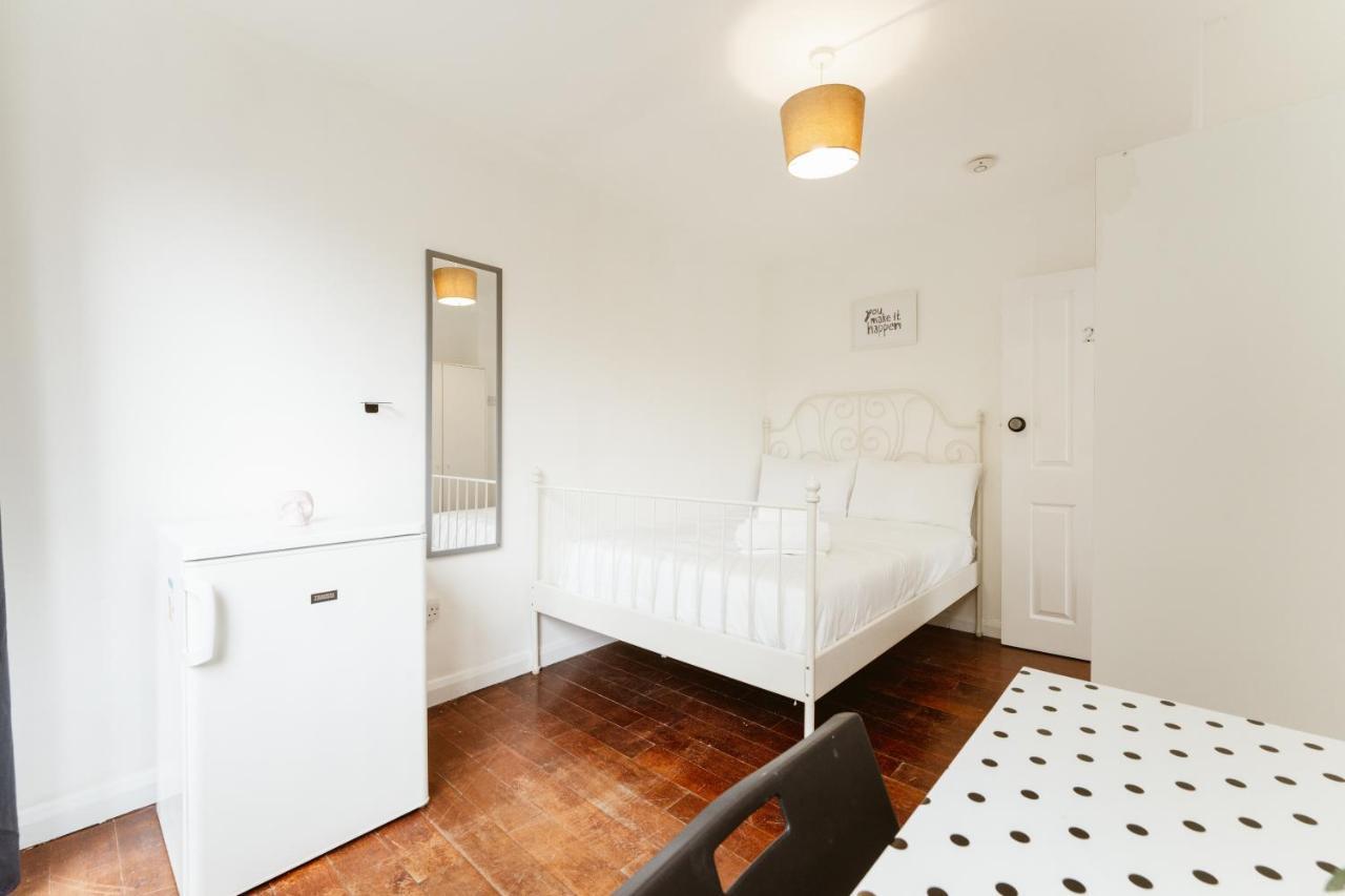 Albergue Wesferry Beds To *