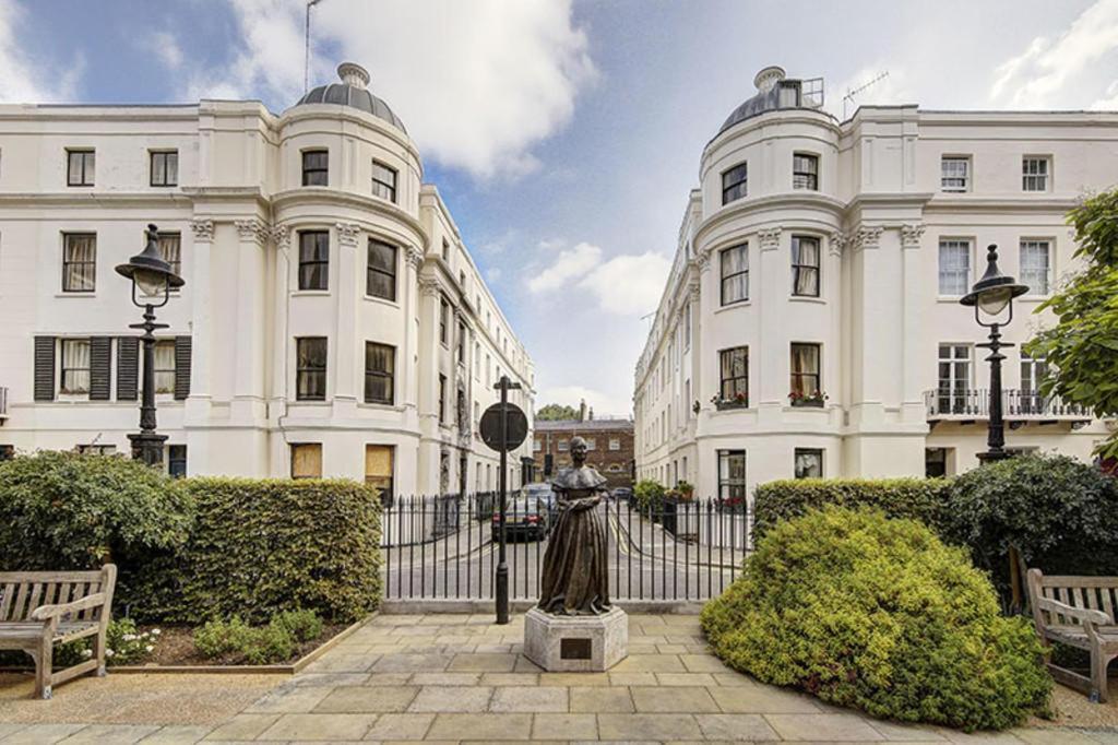Royal Victorian Regency Palace Londres