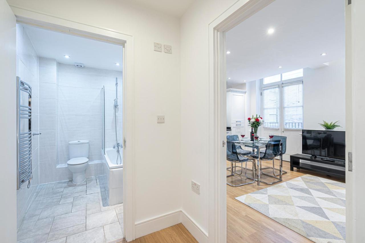 Farringdon Apartment