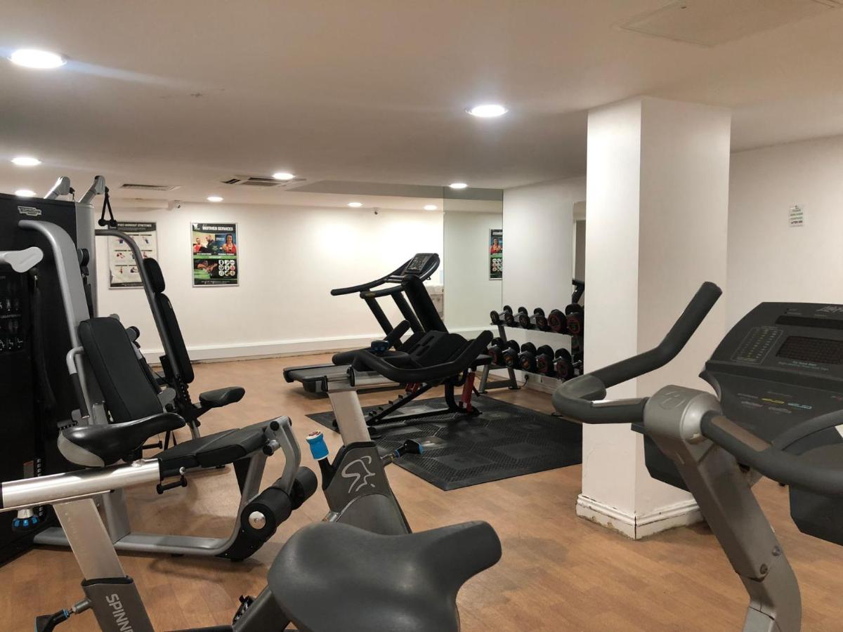 Charming And Spacious 1br Unit With Gym Access - Perfect For Staycation! Apartment London