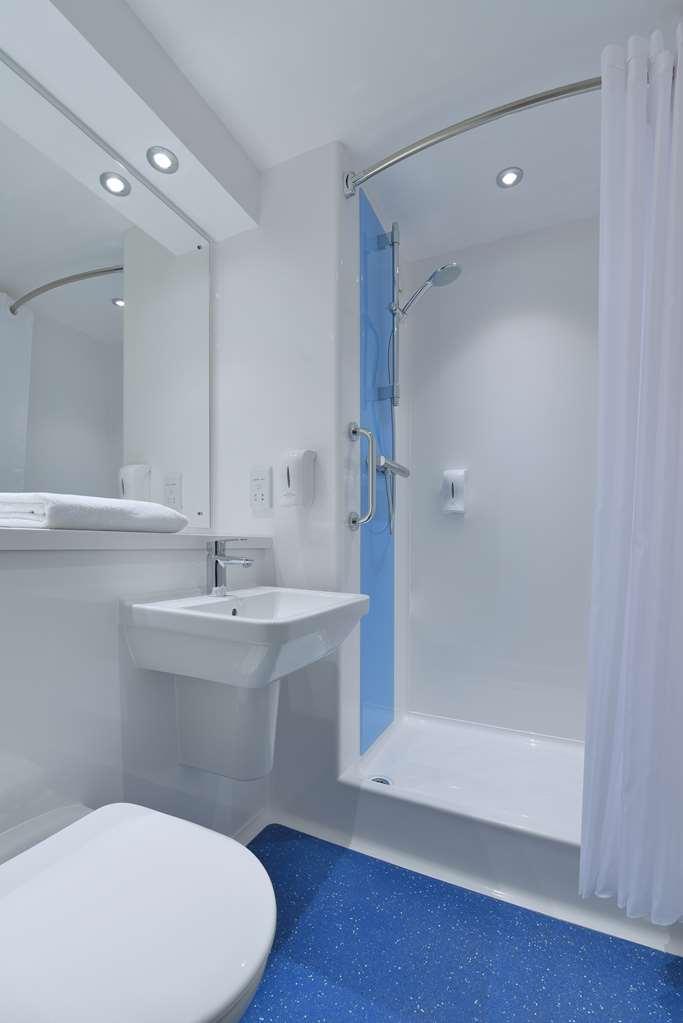 Travelodge Kew Bridge