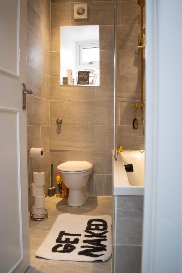 Privatunterkunft Sw Stay, *