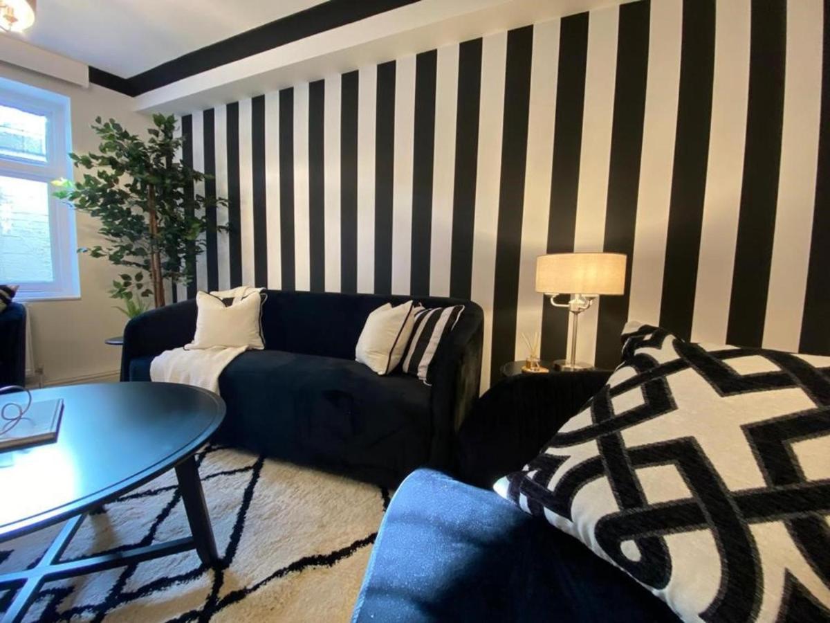 Chic 1 Bed Flat Zone 2 Hampstead Swiss Londres
