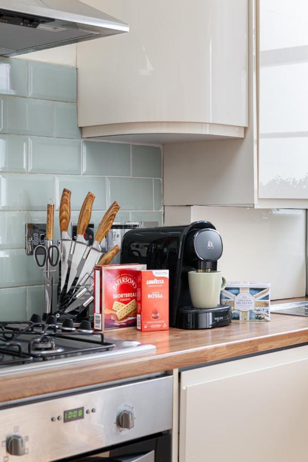 Kensington Nest Serviced House Ferienhaus *
