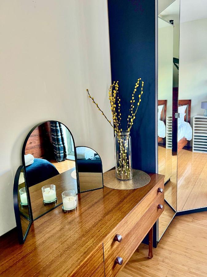 Zen Life With Urban Views - E8 Chic London