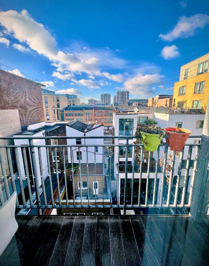 Zen Life With Urban Views - E8 Chic Apartment