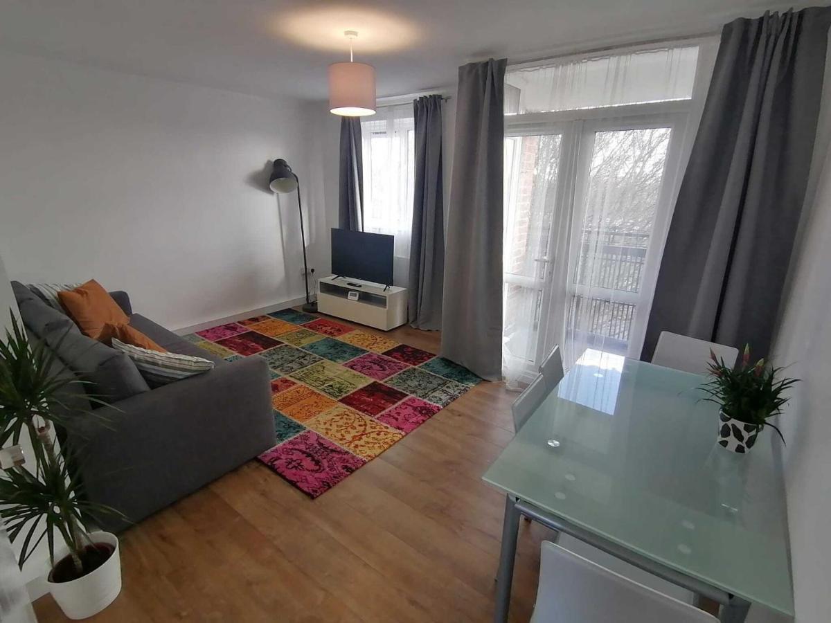 White Apartment, Your