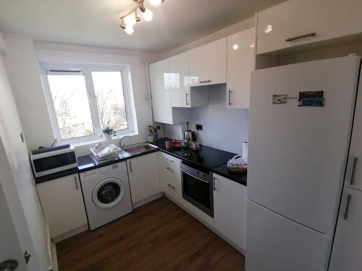 White Apartment, Your Apartment London