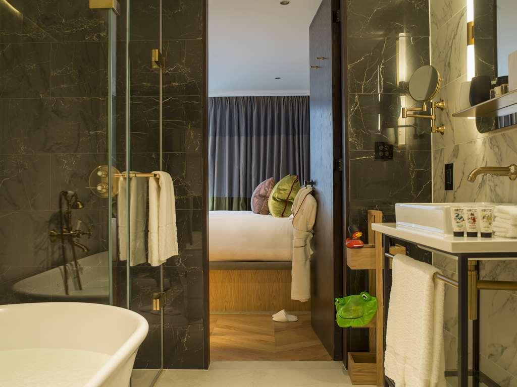The Guardsman - Preferred And Hotel Londres