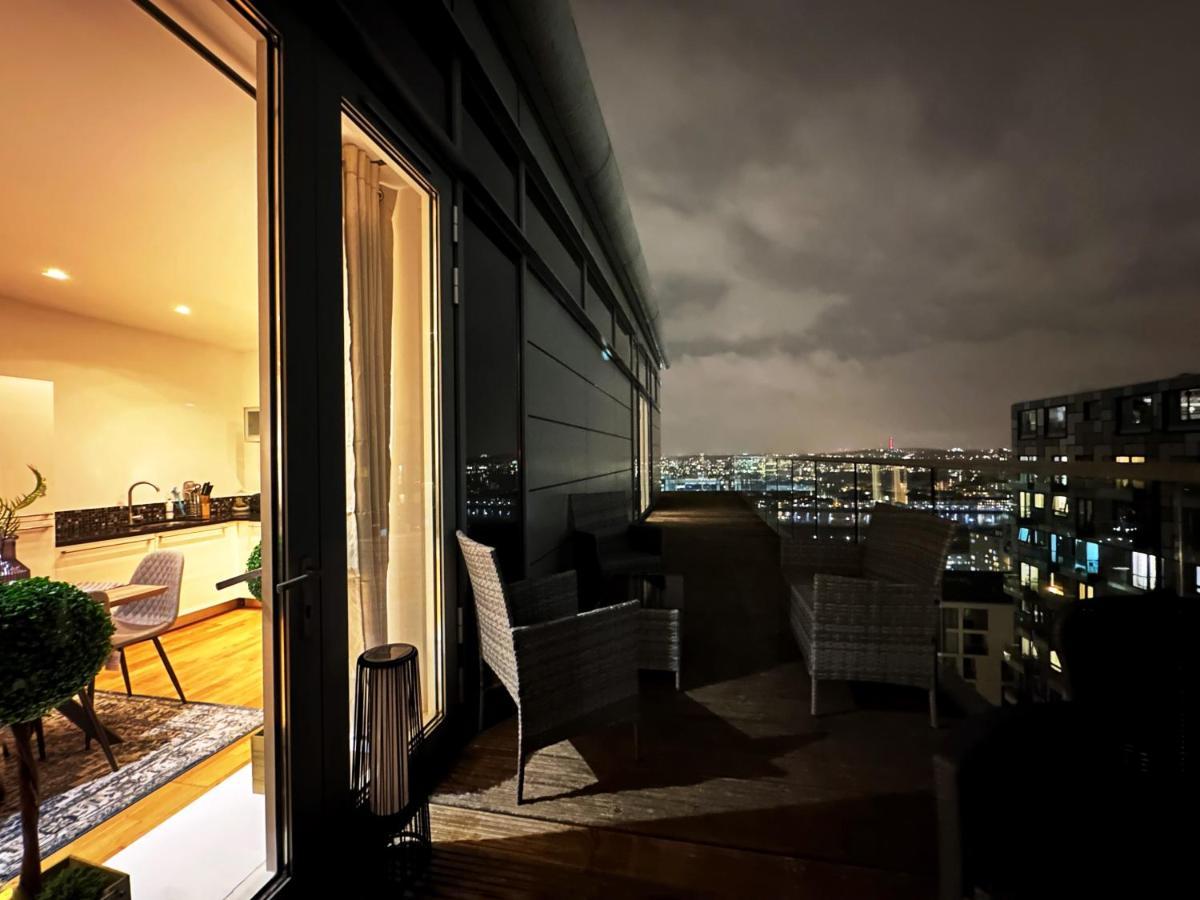 Apartment Stylish In Canary Wharf London