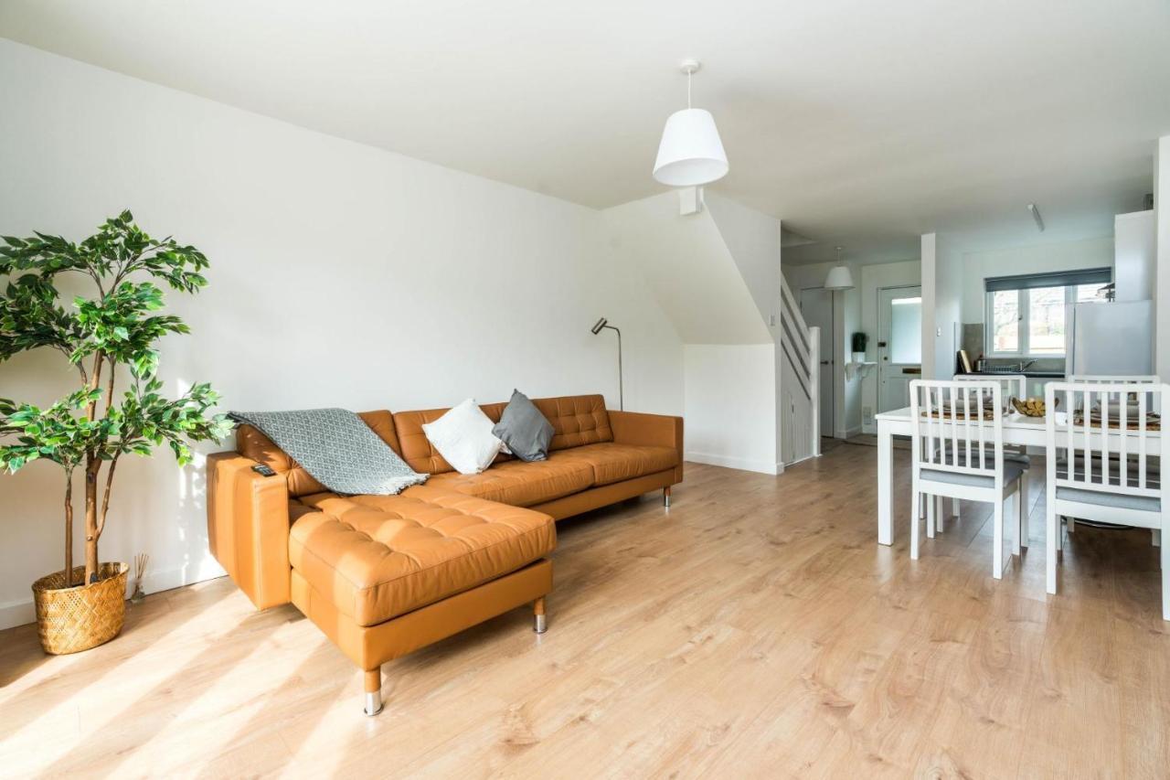 Sleek And Stylish 2bd With A Garden Anerley