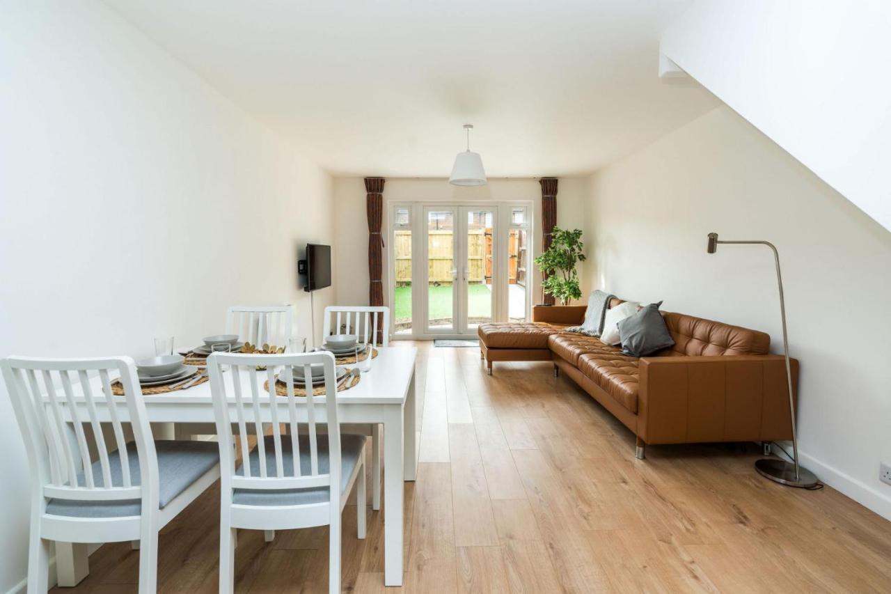 Sleek And Stylish 2bd With A Garden Anerley *