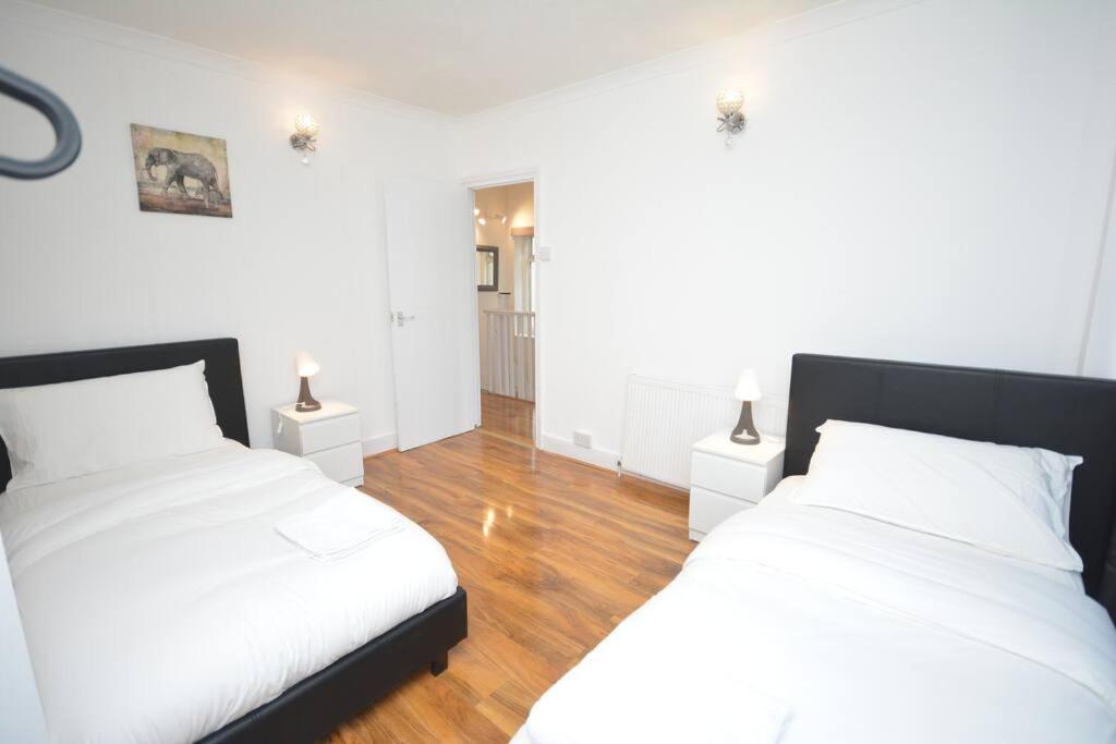 4 Bedroom House In East * Londres