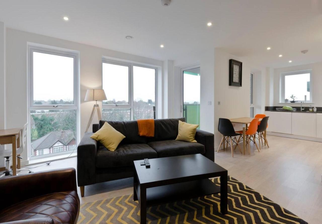 Apartamento 2-bed Only 15 Mins From