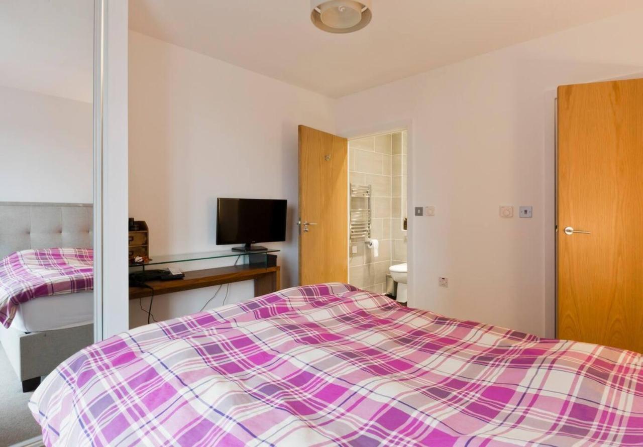 Apartamento 2-bed Only 15 Mins From Londres