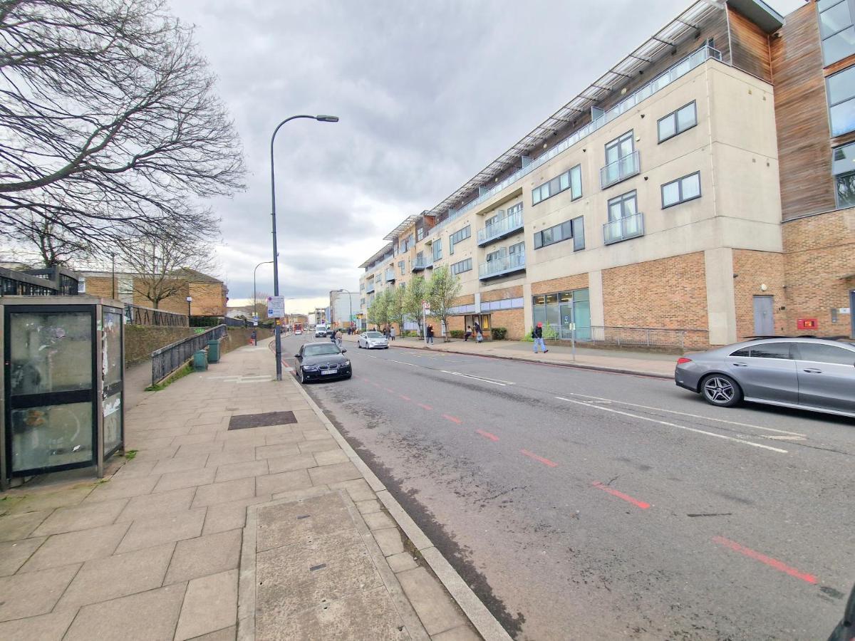 Apartment Two Bedroom Near Lewisham Station
