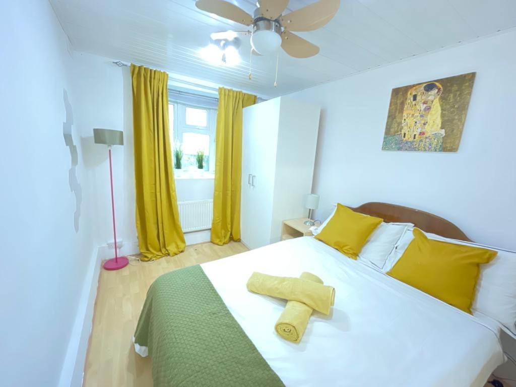 Cosy Flat Close To East Finchley Station Londres