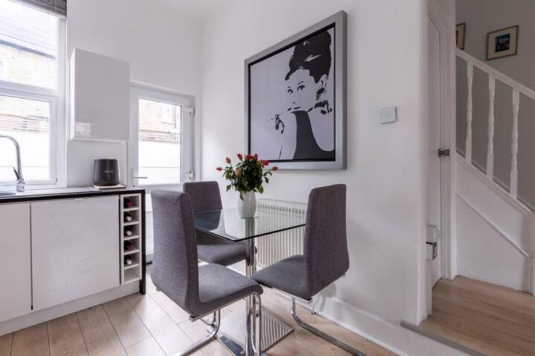 Smart Townhouse * London