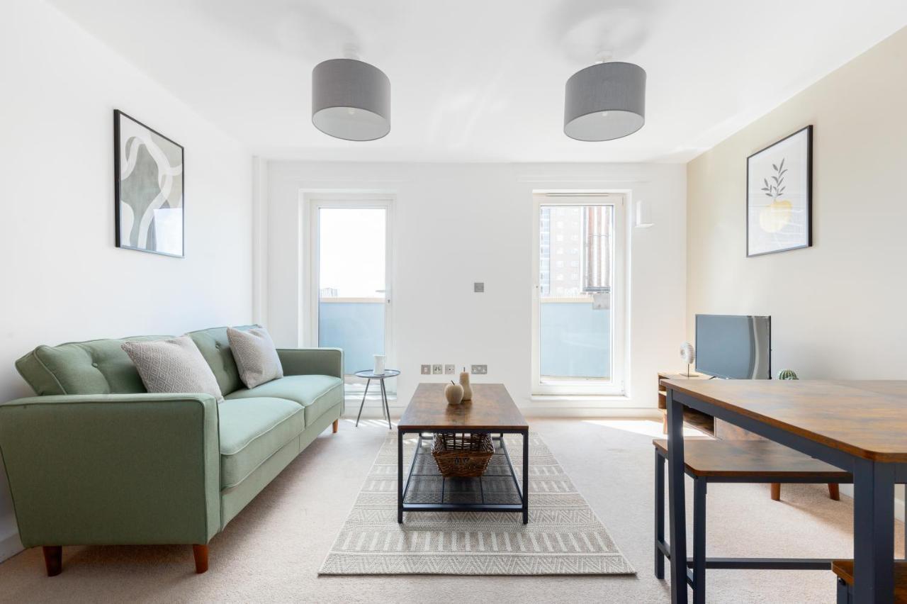 The Hackney Central