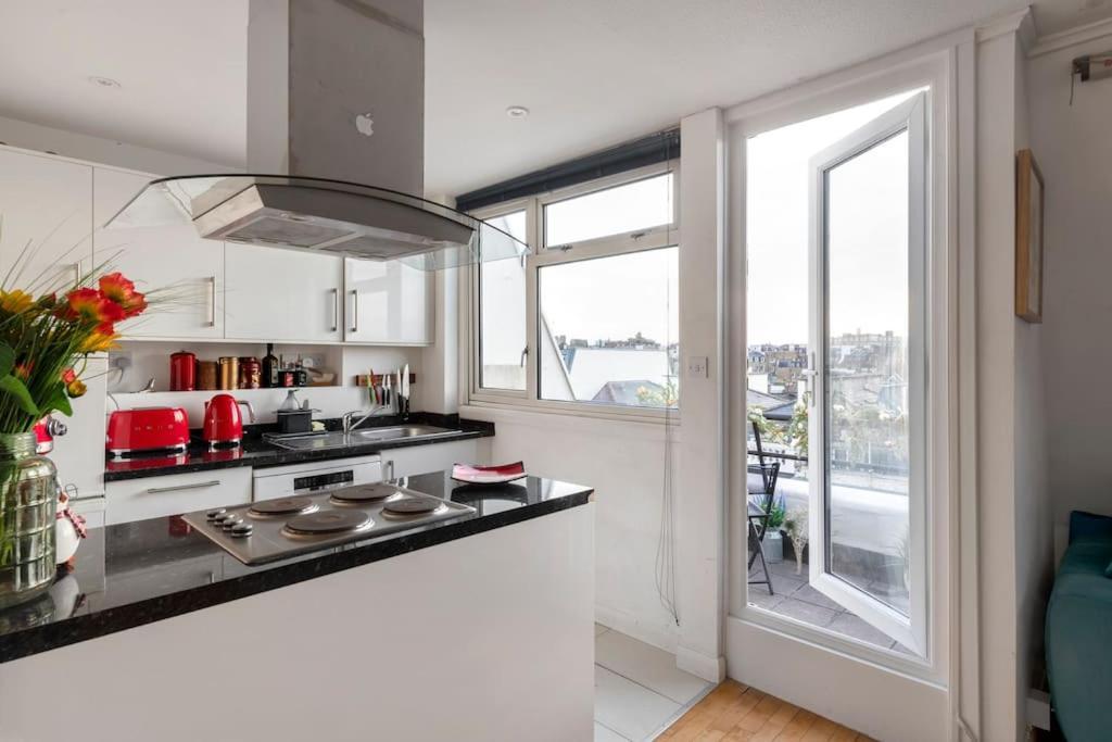 Hyde Park Rooftop Apartment *