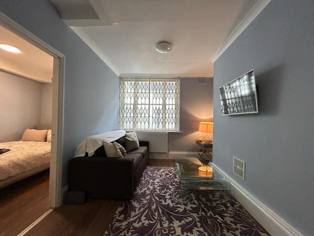 Bayswater Terraced 1 Bed New Ot Apartment *