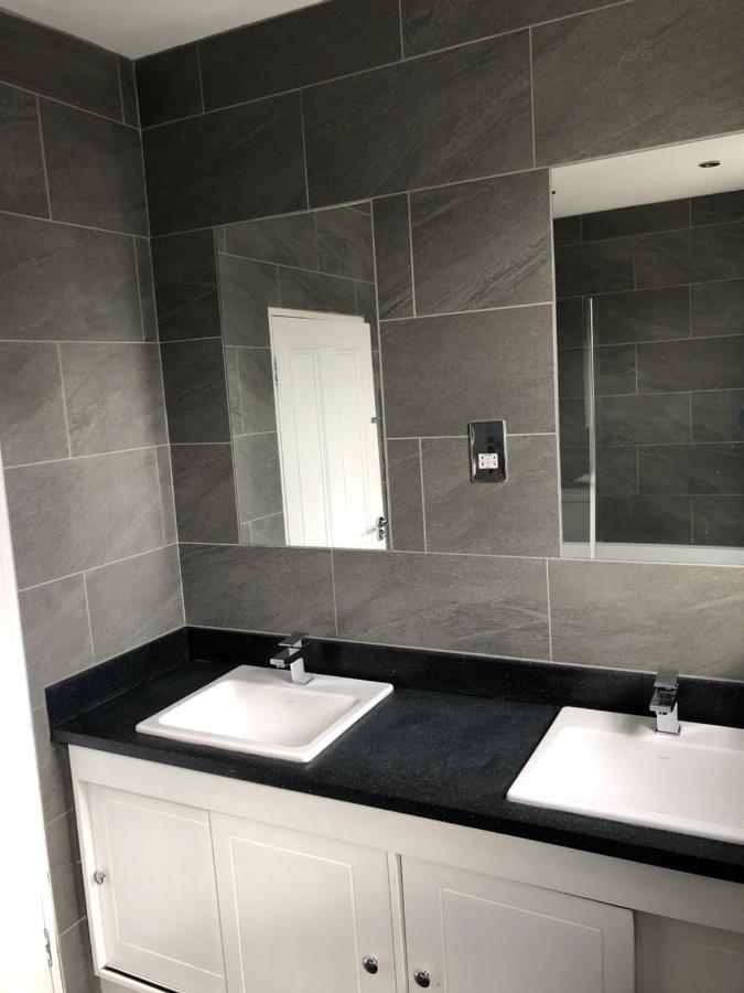 Great 4 Bedroom In Tooting Appartement