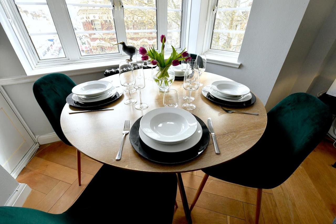 Stunning 2 Bed Art Deco In Earl's Ct By Jen's Homes 4 London
