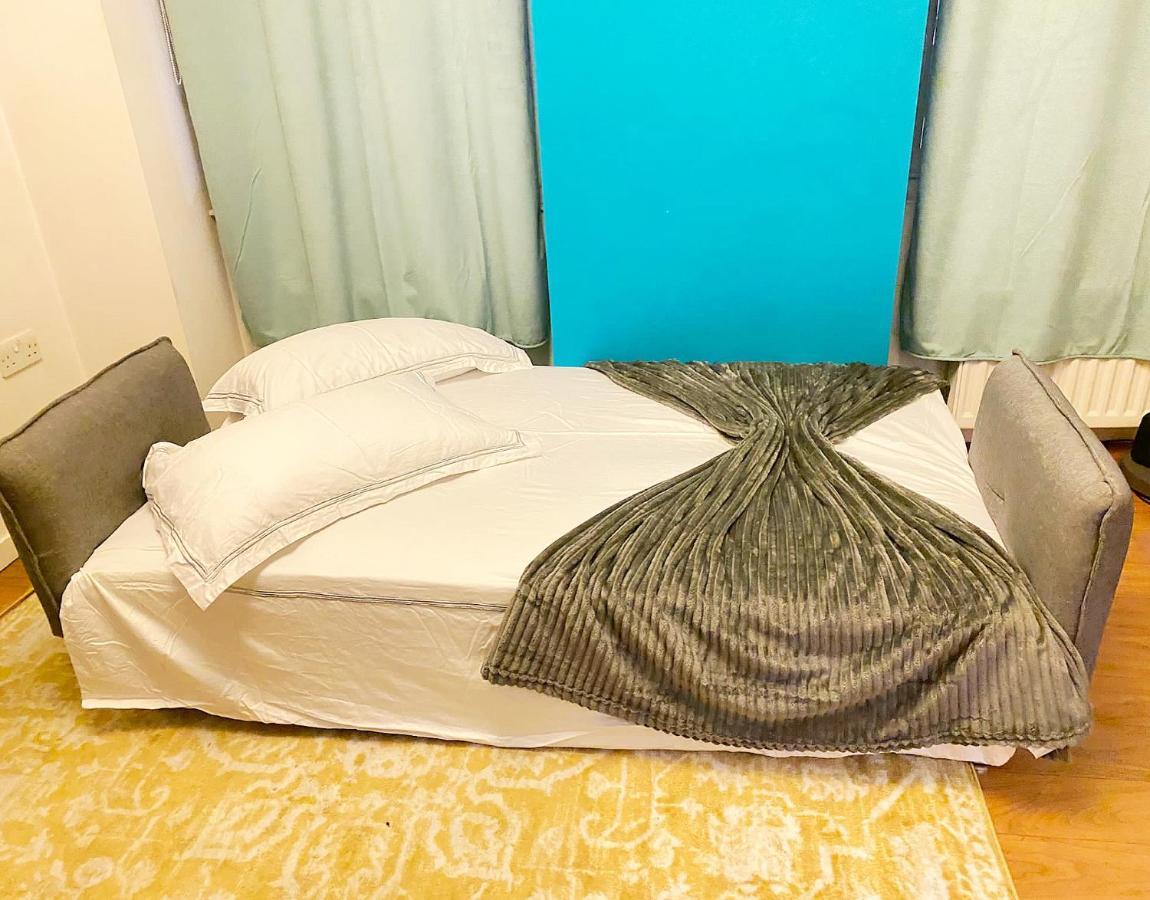 Luxury 2 Bed Flat 2 Min From Station Nearby Other 4 Stations London