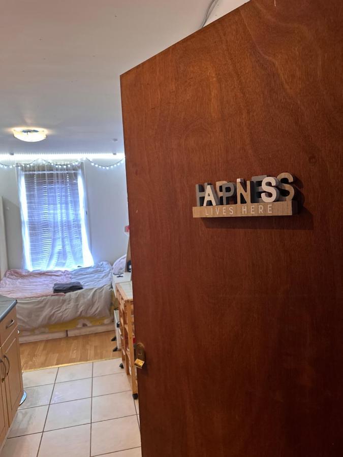 Studio Flat In Stratford * Londres