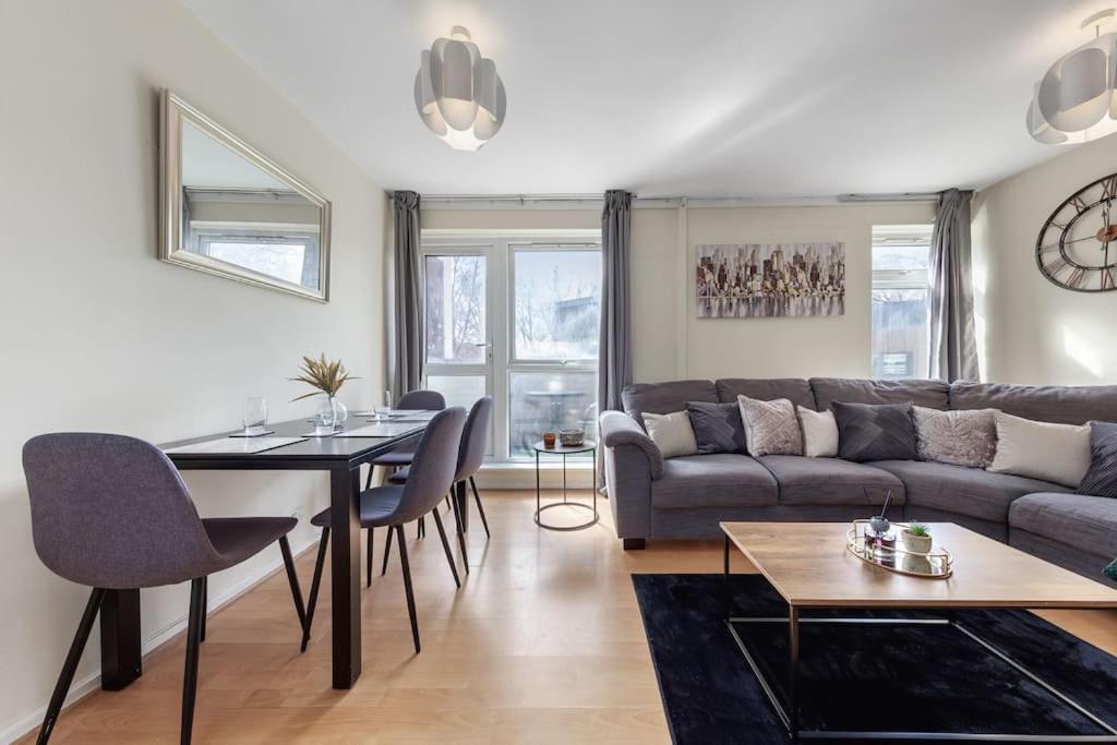 Hyde Park 4 Bedroom Superior Appartement *