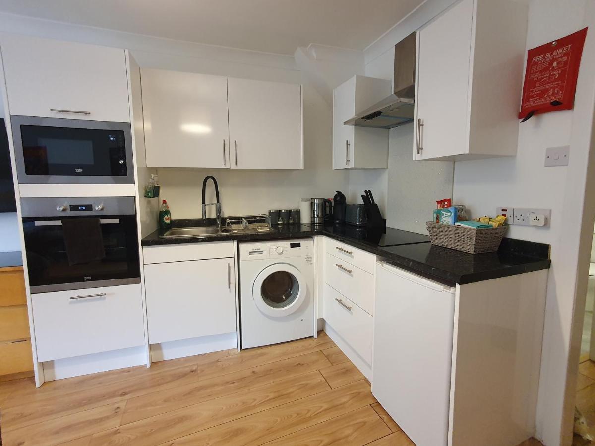 Excel With Parking Apartamento Londres