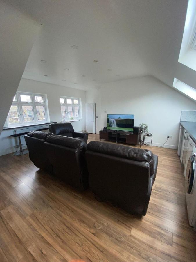 Apartment Clapham South Station By Pink Consultants *
