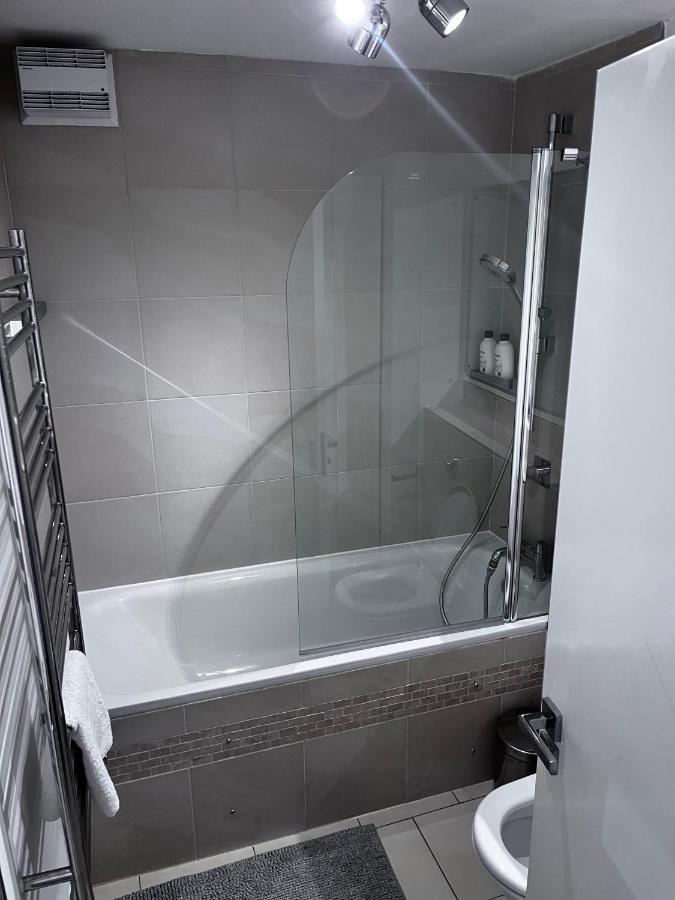 Hyde Park Great For Families 2beds & 2baths Flat Fantastic Location! Apartamento *