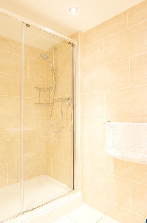 Curzon House 2* Londen
