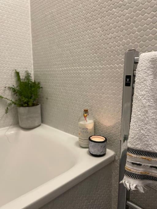 Appartement Shoreditch Cosy Flat, Next To Van Gogh Exhibition Londen
