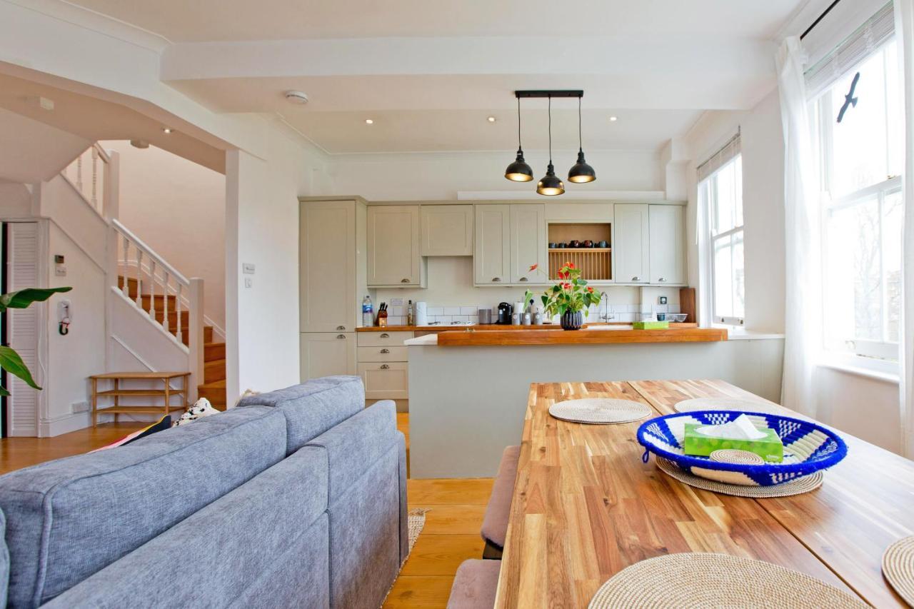 4 Bed Duplex Garden Views Apartment *