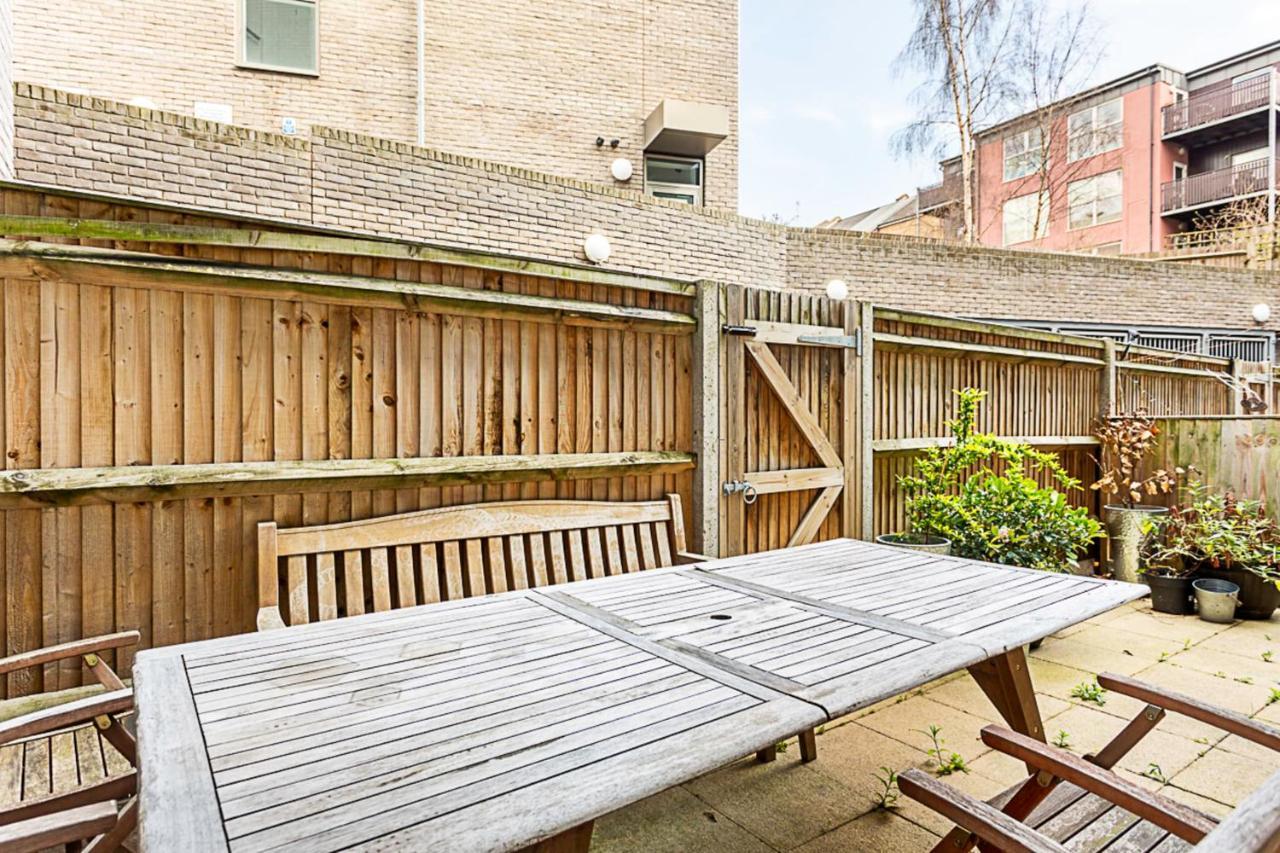Beautiful Open Plan Garden Flat * Londres