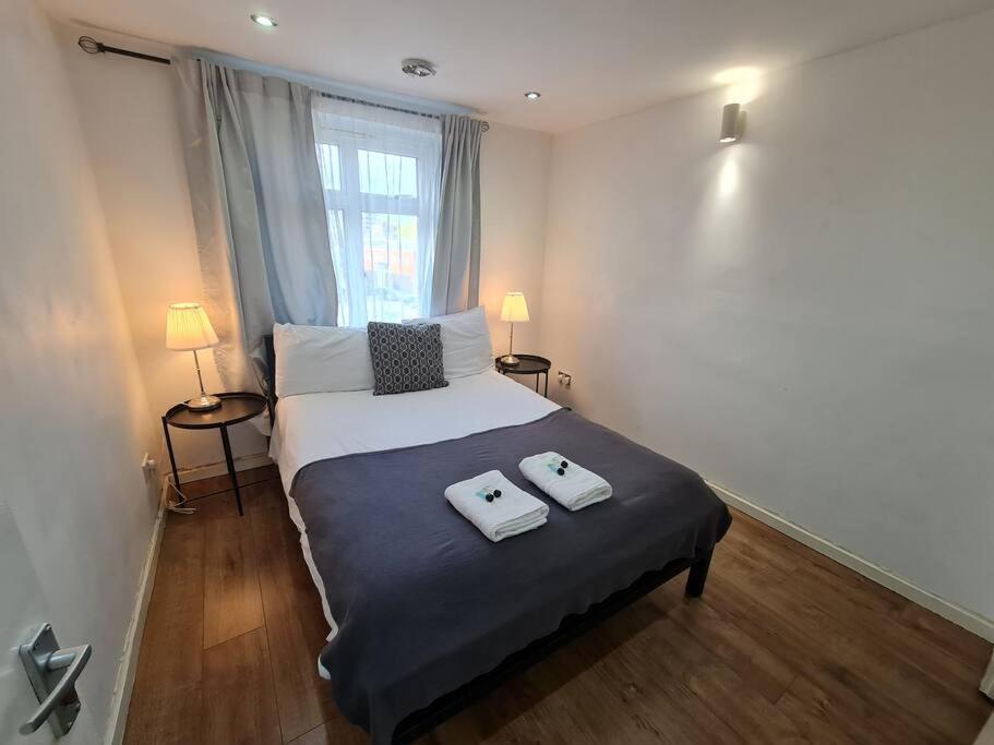 Appartement Elegant 2 Bed, 2 Bath *